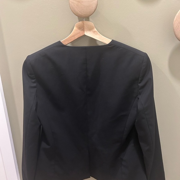 Black blazer - Picture 6 of 6